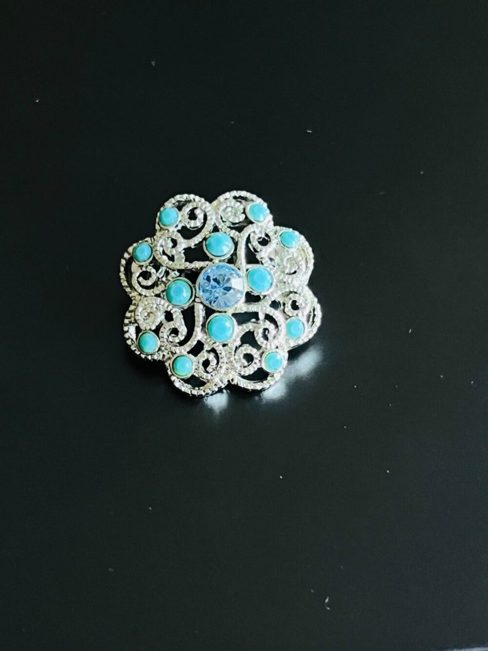 Vintage Silver Tone Turquoise & Aqua Crystal Filigree Flower Brooch
